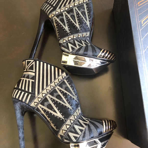 Ivy kirzhner booties - Picture 3 of 8